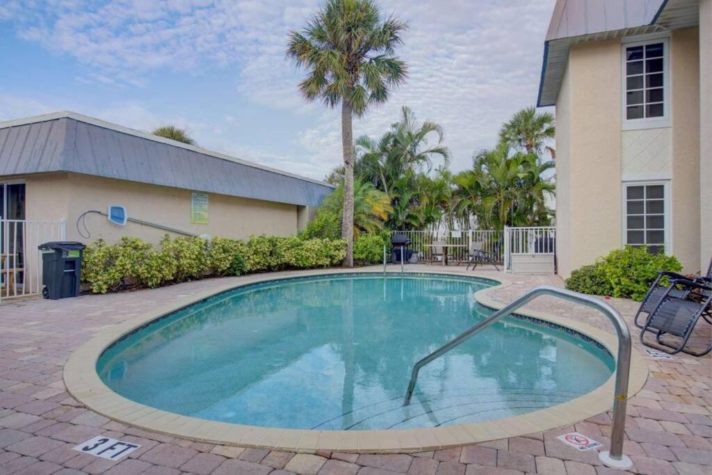 Heat Of Siesta Village Walk To Beach W Heated Pool Siesta Key Esterno foto