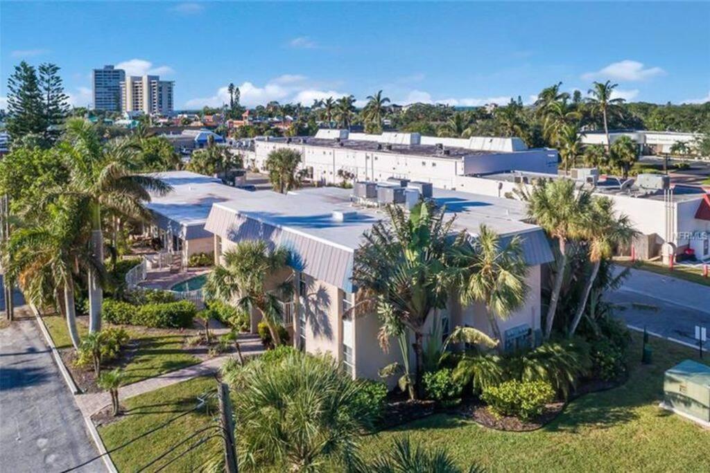 Heat Of Siesta Village Walk To Beach W Heated Pool Siesta Key Esterno foto