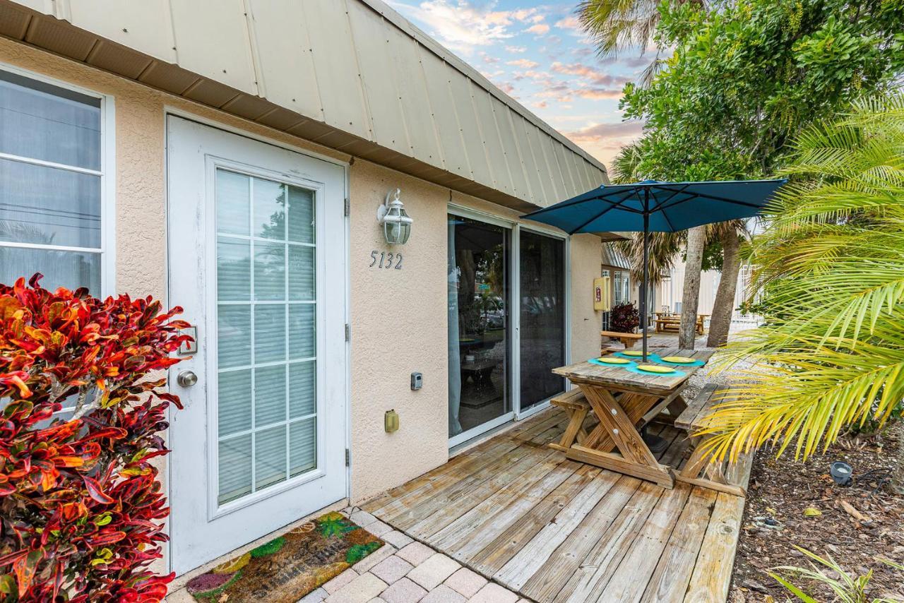 Heat Of Siesta Village Walk To Beach W Heated Pool Siesta Key Esterno foto
