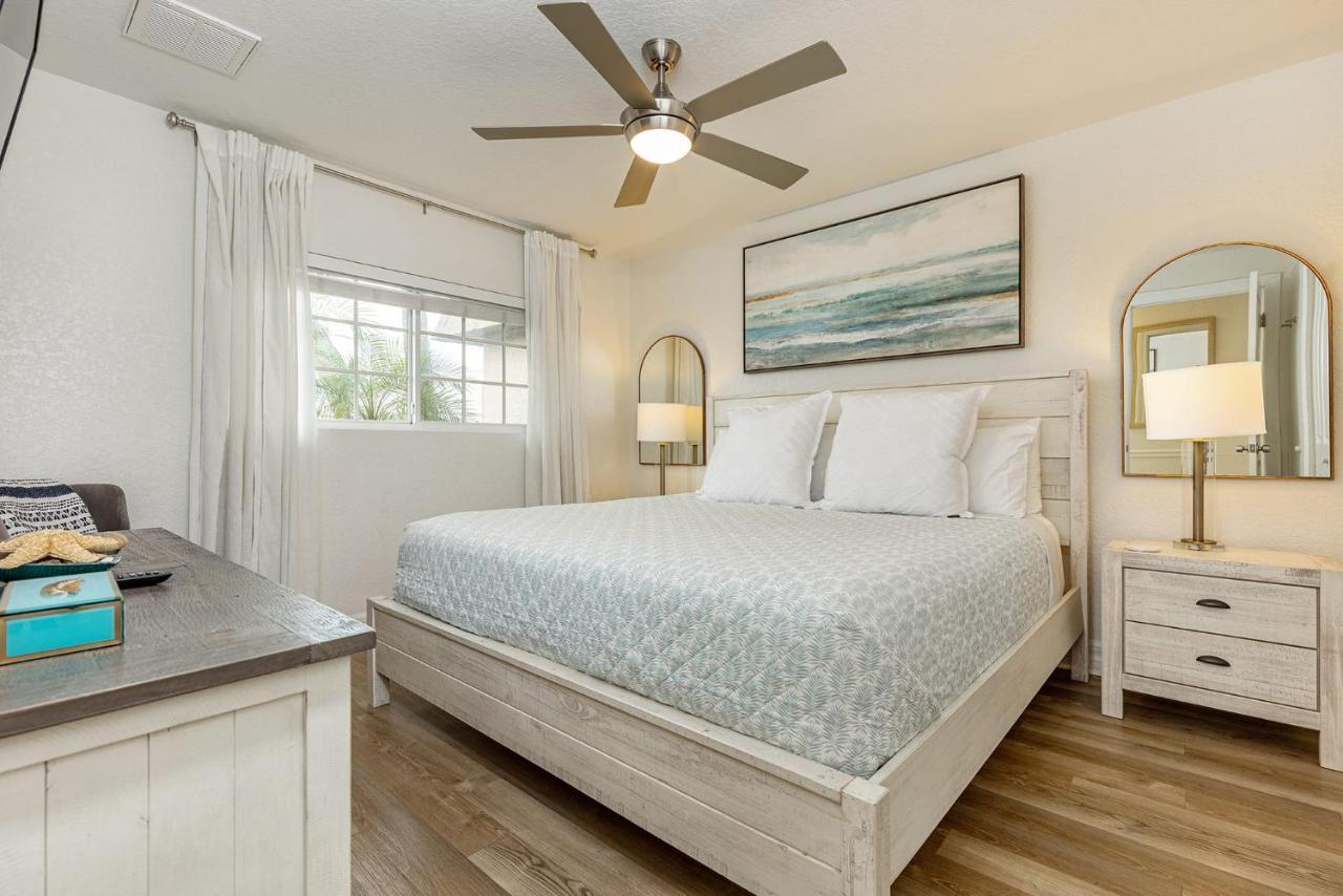 Heat Of Siesta Village Walk To Beach W Heated Pool Siesta Key Esterno foto